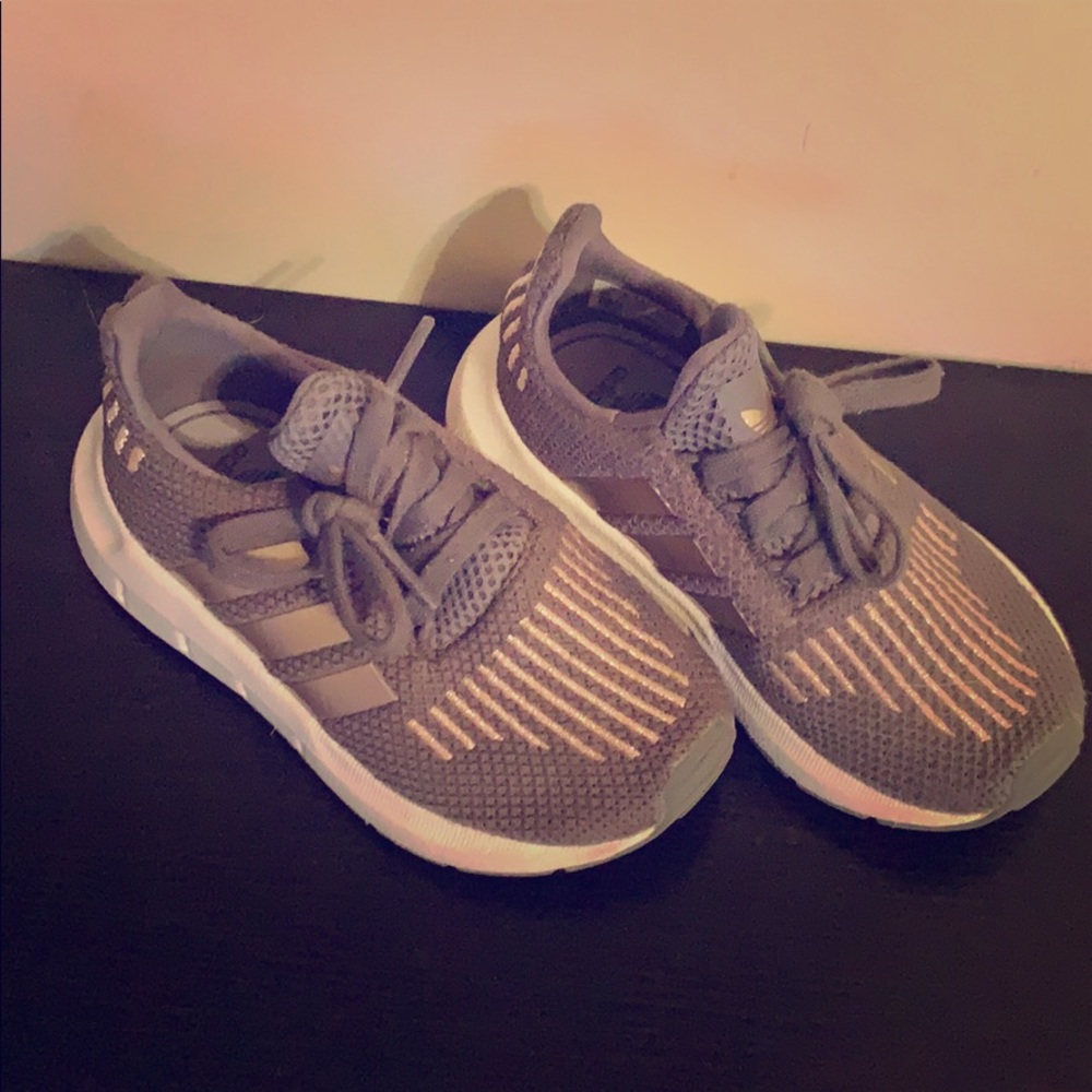 Adidas Lavender and Rose Gold Toddler Girl’s